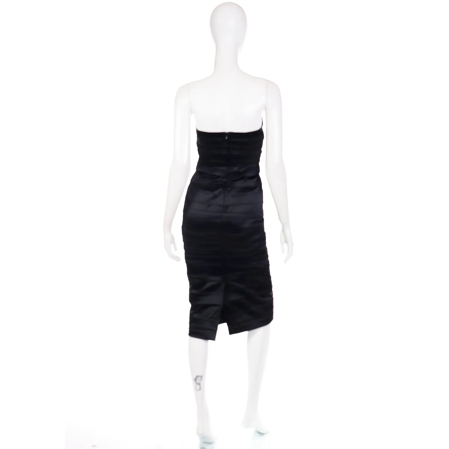 2000s Alberta Ferretti Black Satin Strapless Evening Dress