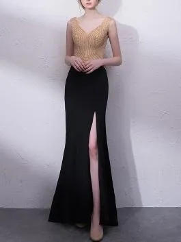 Black V-Neck Lady Elegant Tailing Banquet Dress