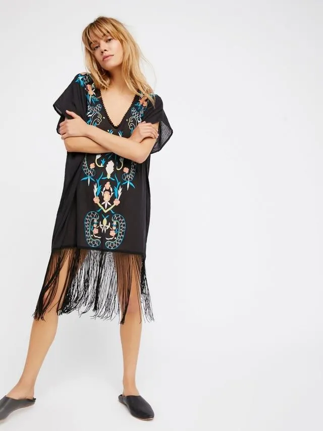 Bohemian style embroidered seaside resort DEEP V-neck sexy dress