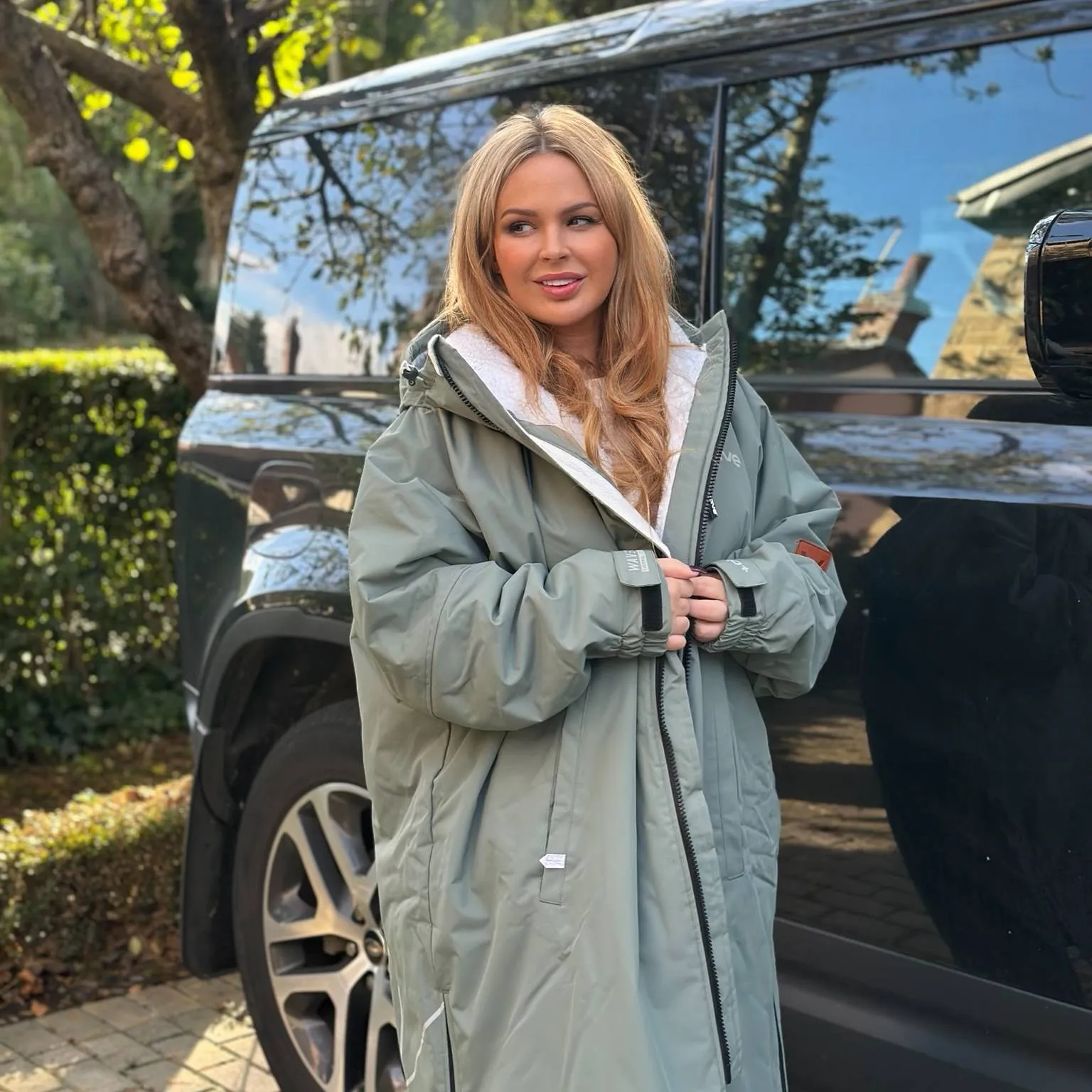 Fleece-Lined Waterproof Changing Robe | Waterproof & Windproof | Unisex | Sage Green