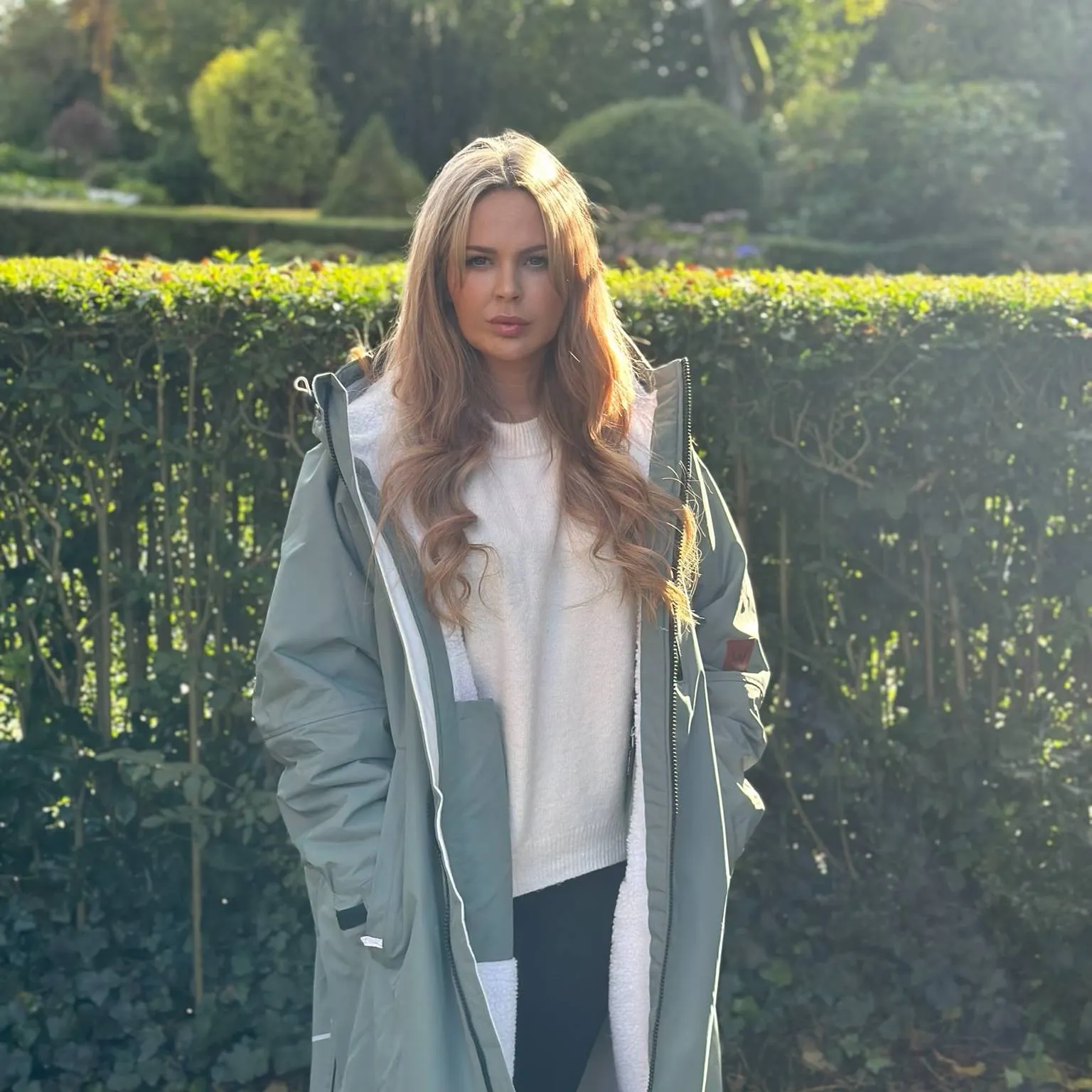 Fleece-Lined Waterproof Changing Robe | Waterproof & Windproof | Unisex | Sage Green